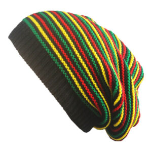 Joli bonnet en laine de couleur jaune, rouge, vert et noir