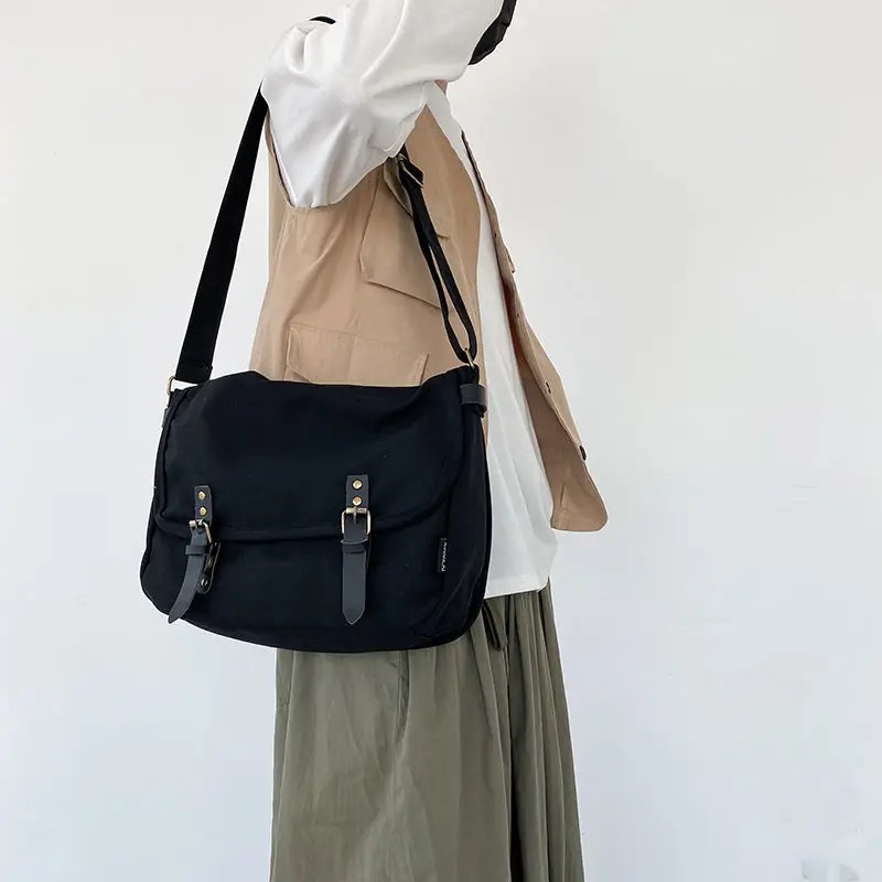 Besace Femme Fashion et Confortable