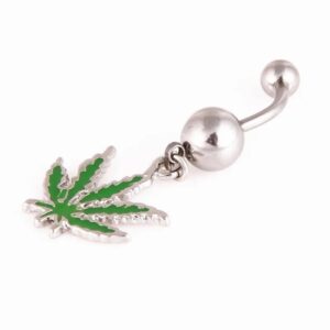 Piercing Rasta en Forme de Feuille Verte sur fond blanc